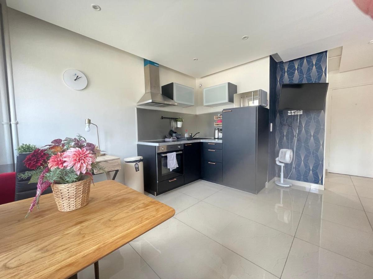 Plantiere - Studio Centre Quartier Queuleu - 2 Personnes Apartment เมซ์ ภายนอก รูปภาพ